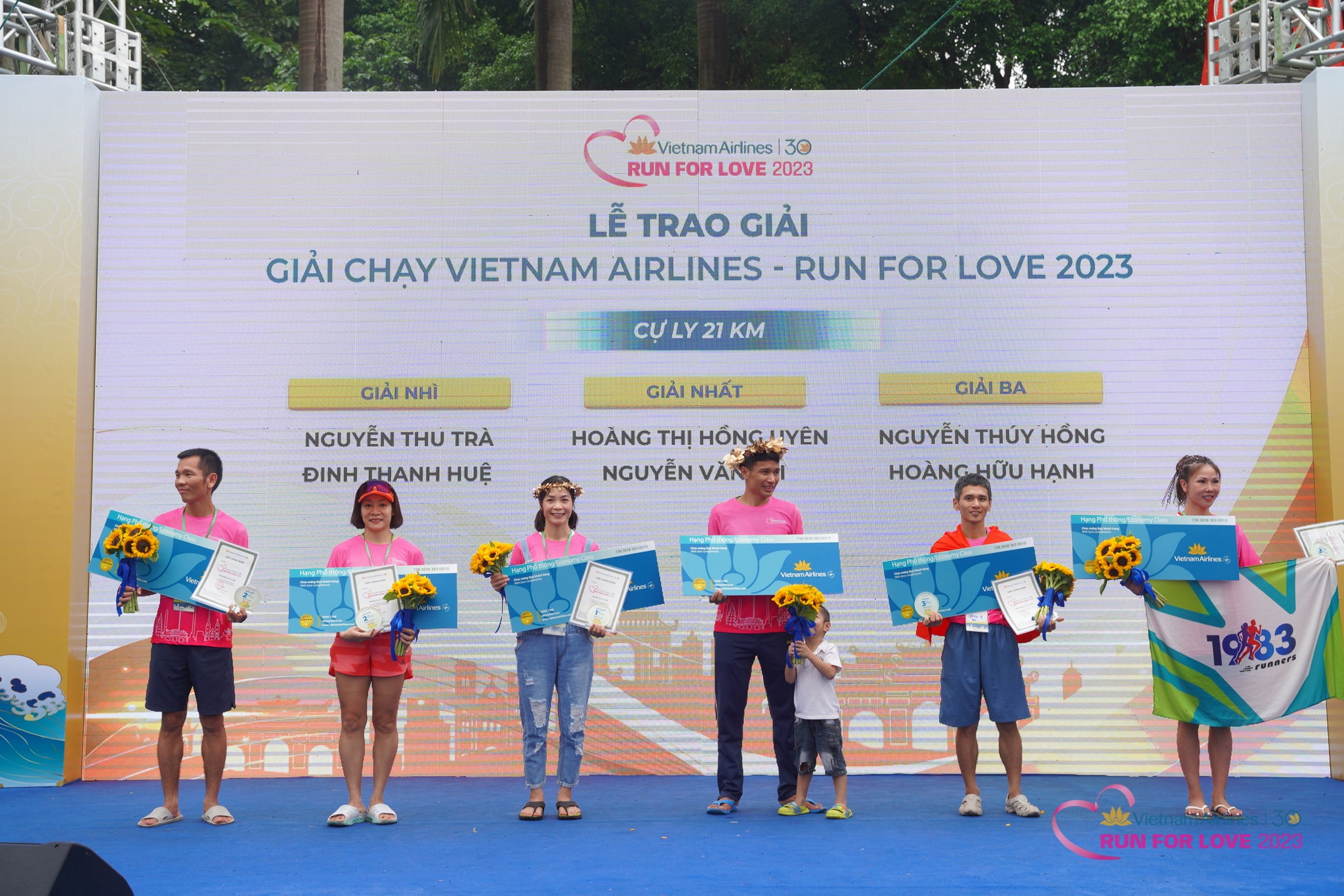 Award-vietnamairlines-run-for-love-2023